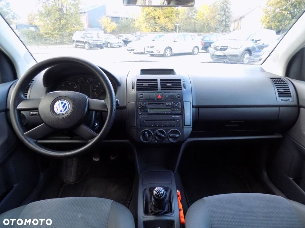 Volkswagen Polo - 5