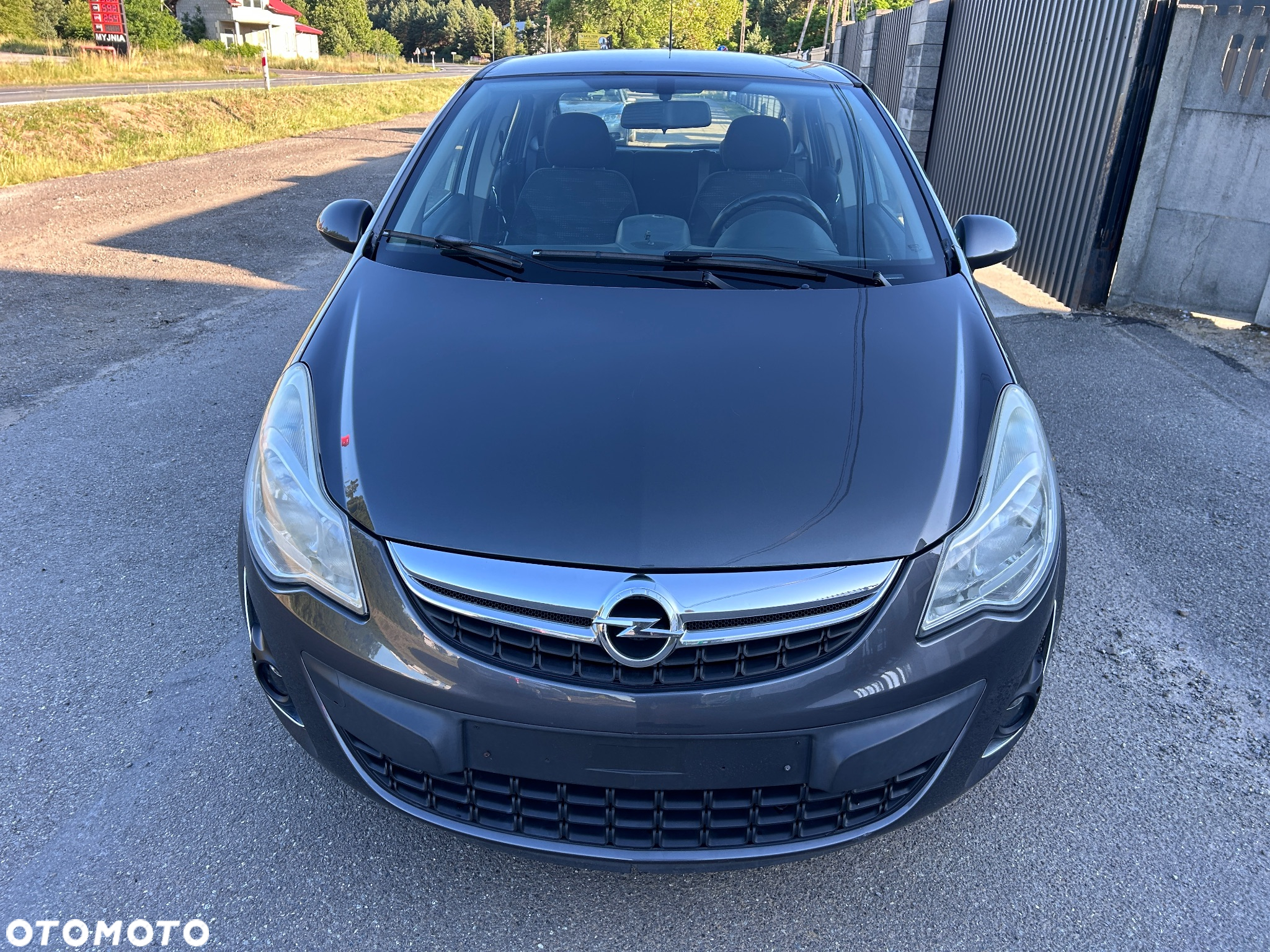 Opel Corsa 1.2 16V Enjoy - 6