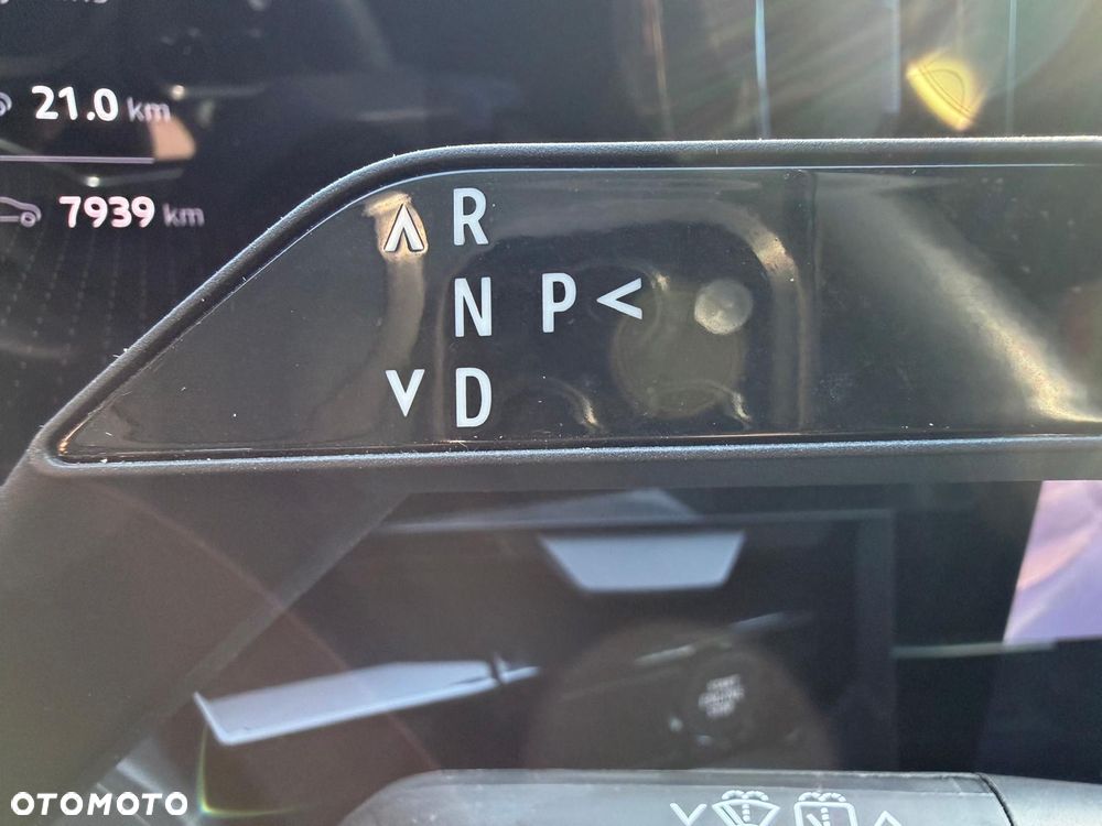 Renault Austral E-Tech Full 200 Iconic - 25
