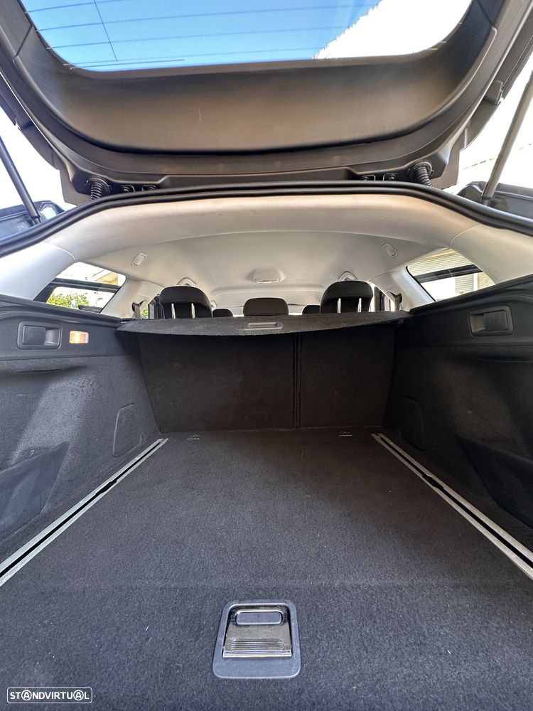 Peugeot 308 SW 1.5 BlueHDi Allure - 21