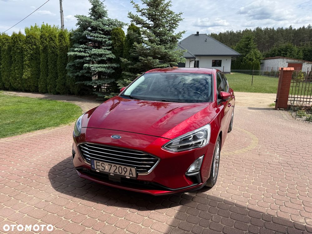 Ford Focus 1.5 EcoBoost Titanium ASS - 1