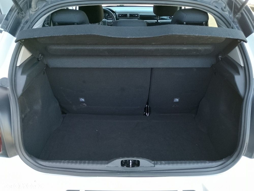 Citroën C3 1.2 PureTech Shine S&S - 23
