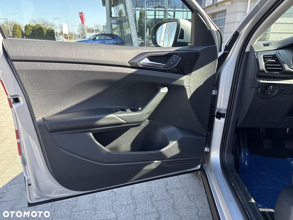 Volkswagen T-Cross - 10