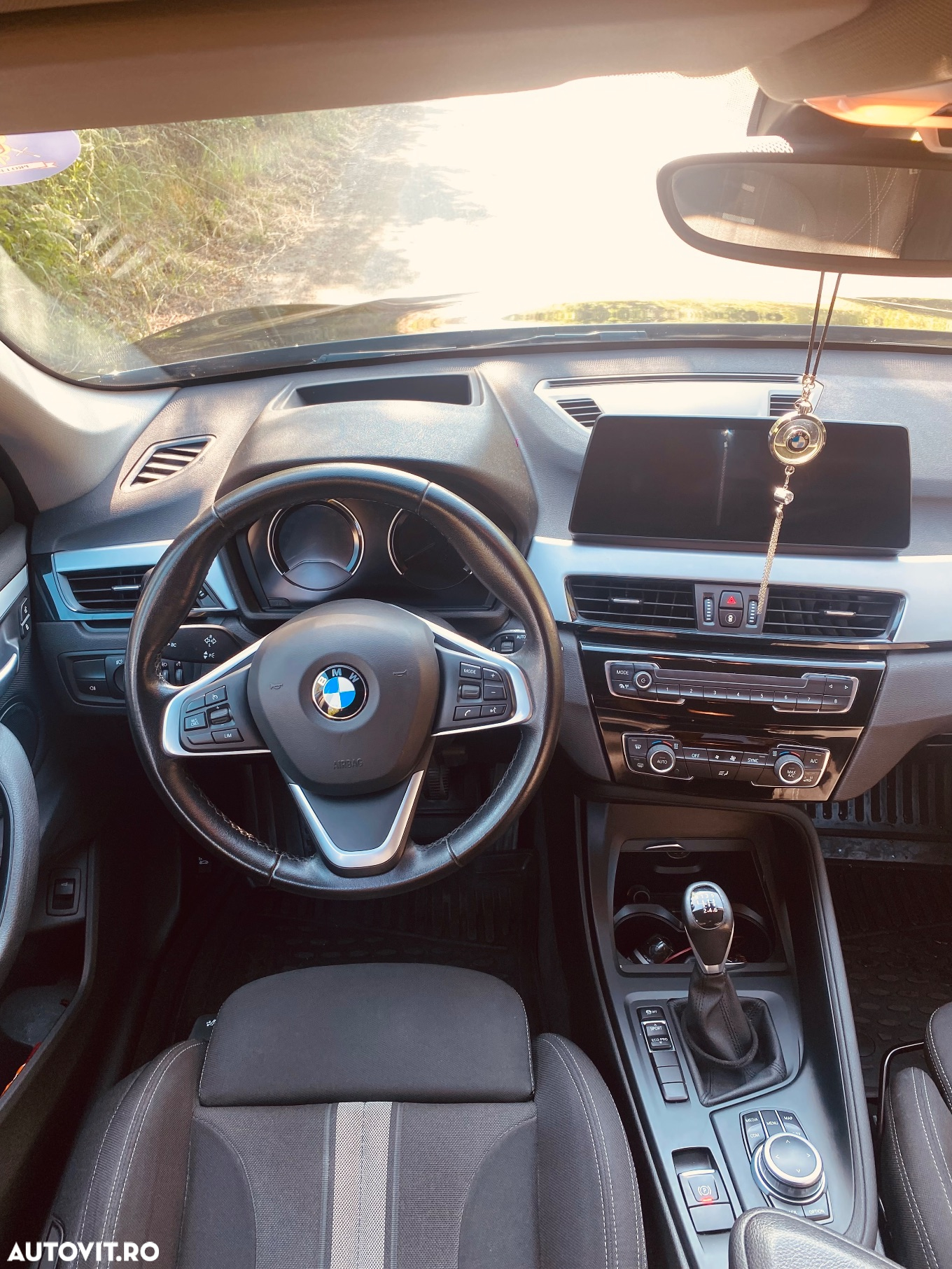 BMW X1 sDrive18i - 10