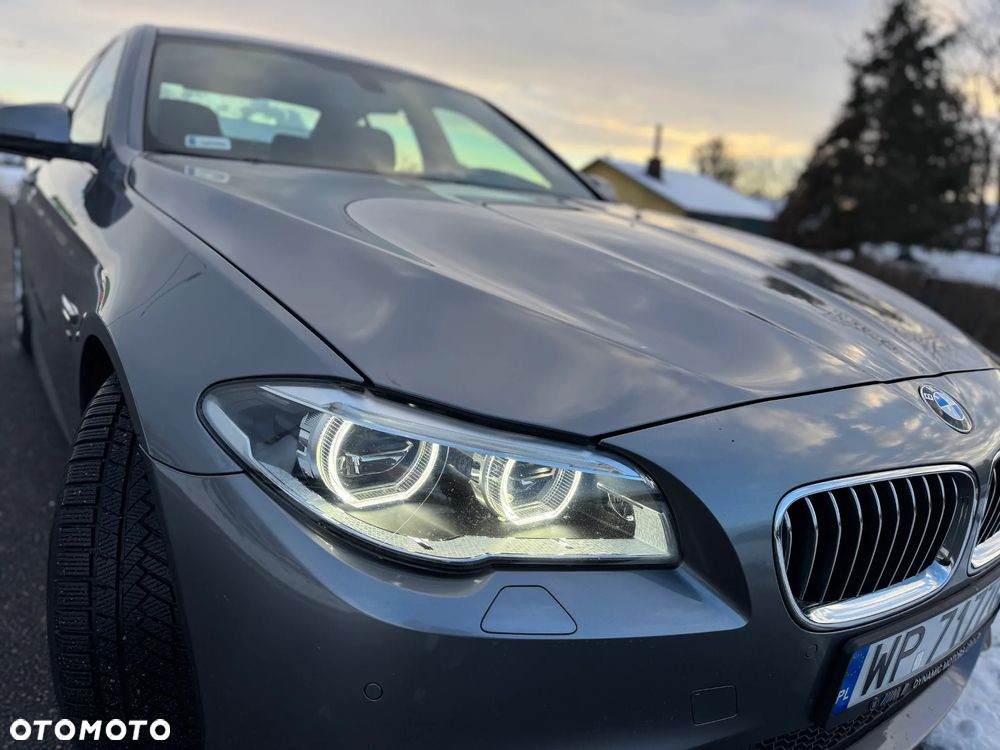 BMW Seria 5 528i xDrive - 10