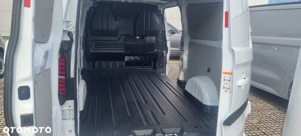 Volkswagen Transporter Furgon - 7