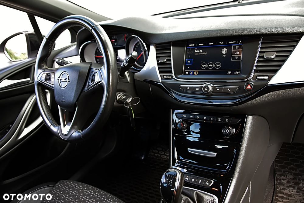 Opel Astra V 1.2 T GS Line S&S - 33