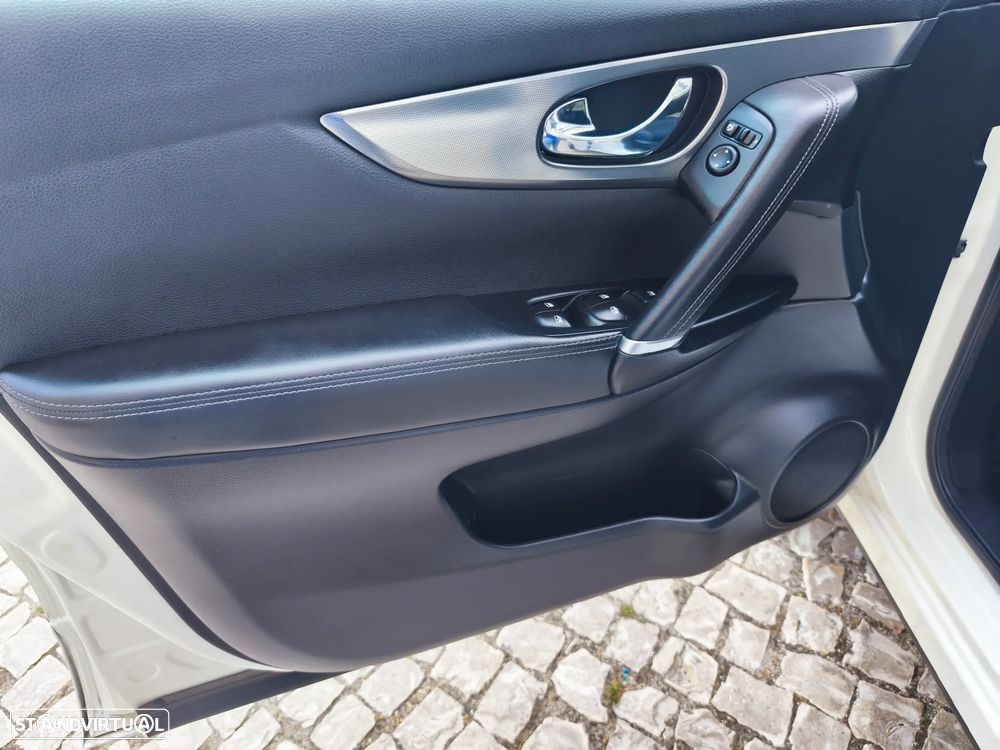 Nissan Qashqai 1.5 dCi Q-Line DCT - 31