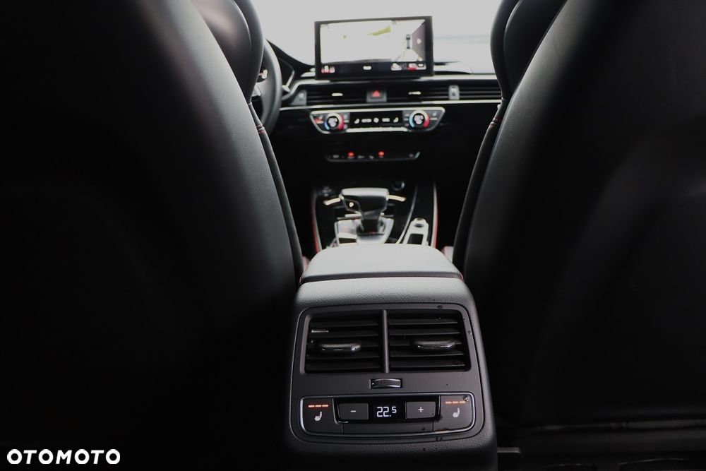 Audi A5 Sportback 40 TFSI quattro S tronic edition one - 29