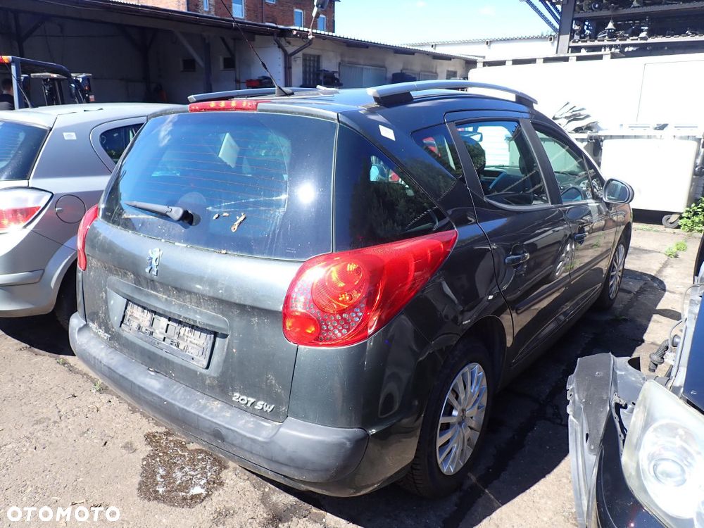 CZĘŚCI - Peugeot 207 1,4 95KM 8FS / 8FP KOMBI 5B lakier EZQ 2008r. INDEX - 10093 - 4