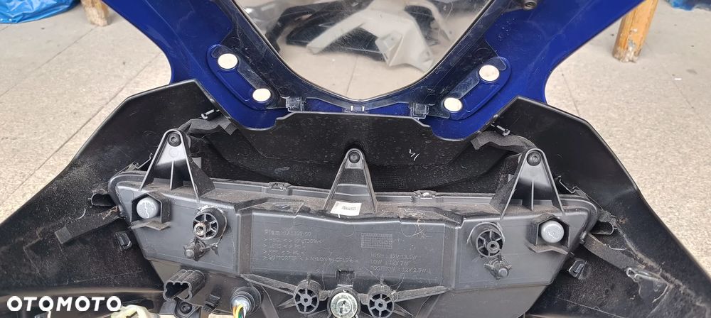 YAMAHA YZF 125 R125 Lampa Reflektor Czasza stelaż 2022 - 21