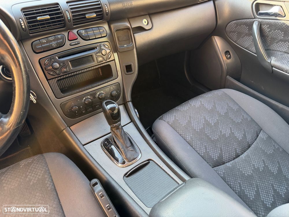 Mercedes-Benz C 220 - 10