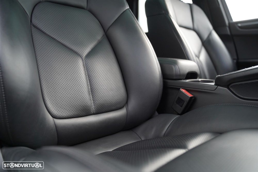 Porsche Macan S - 43