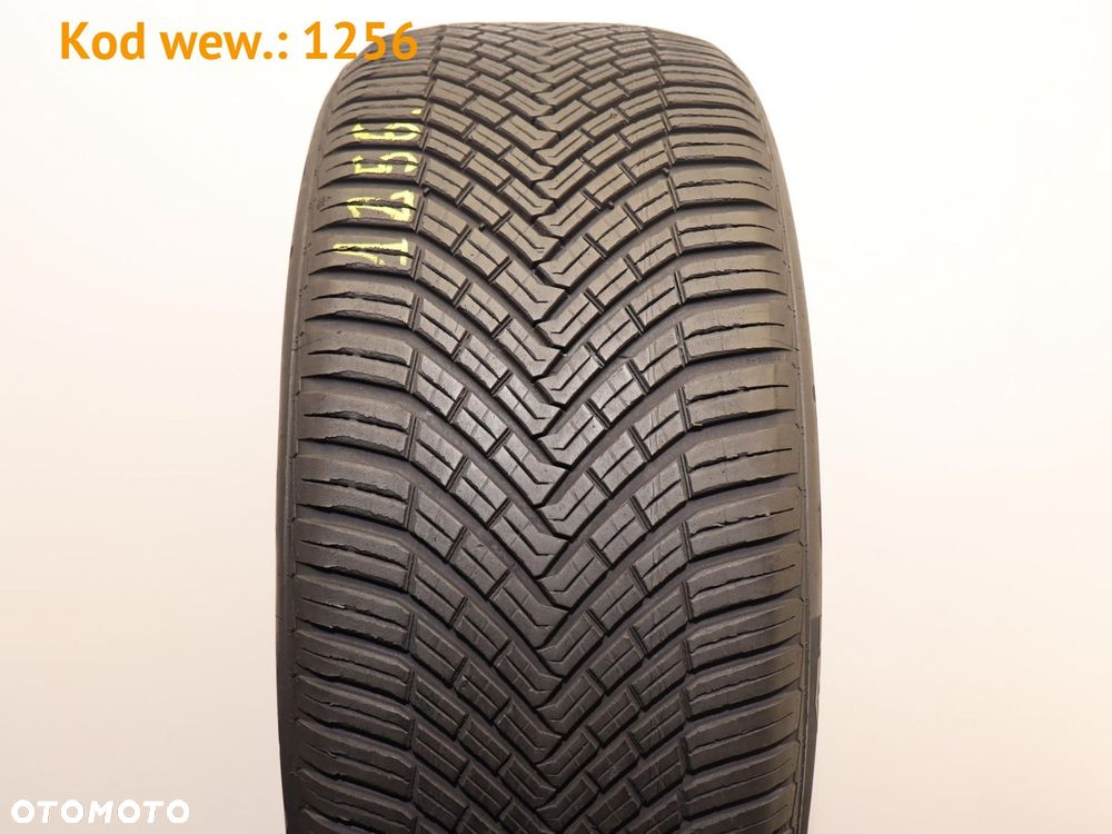 Continental AllSeasonContact - 255/45 R19 - 2