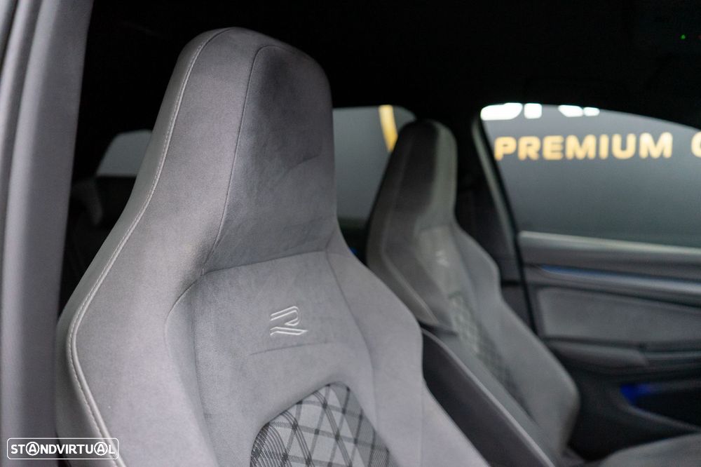 VW Golf Variant 2.0 TDi R-Line DSG - 51