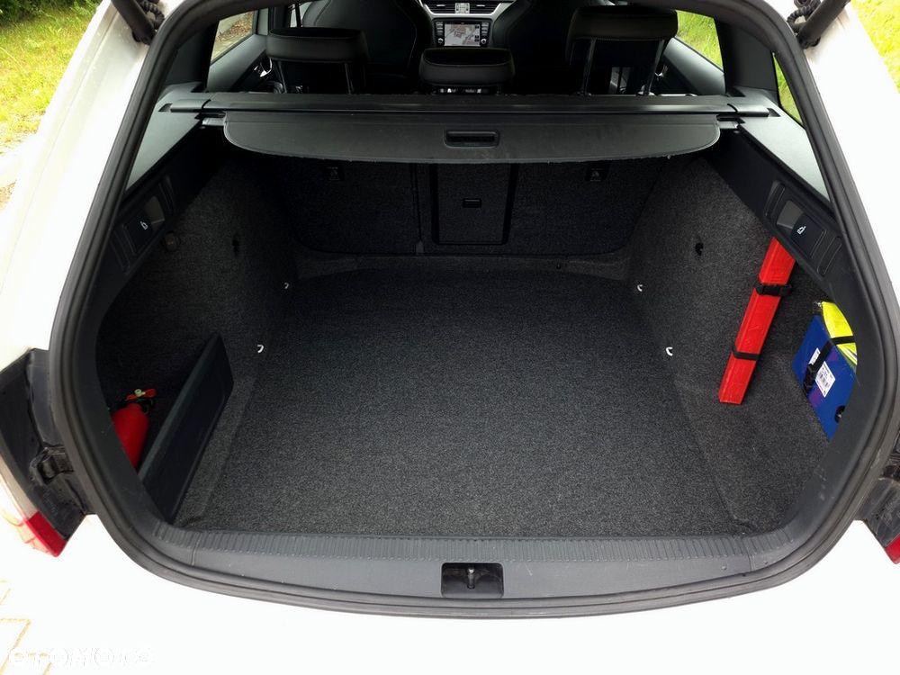 Skoda Octavia 2.0 TDI RS - 39