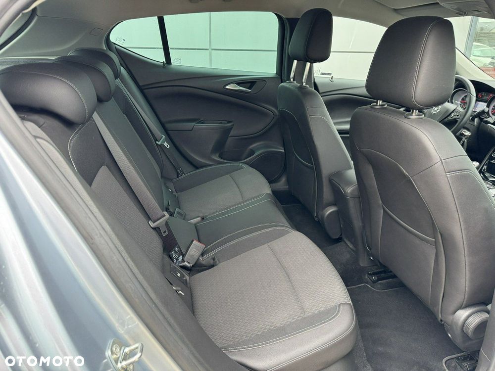 Opel Astra - 20