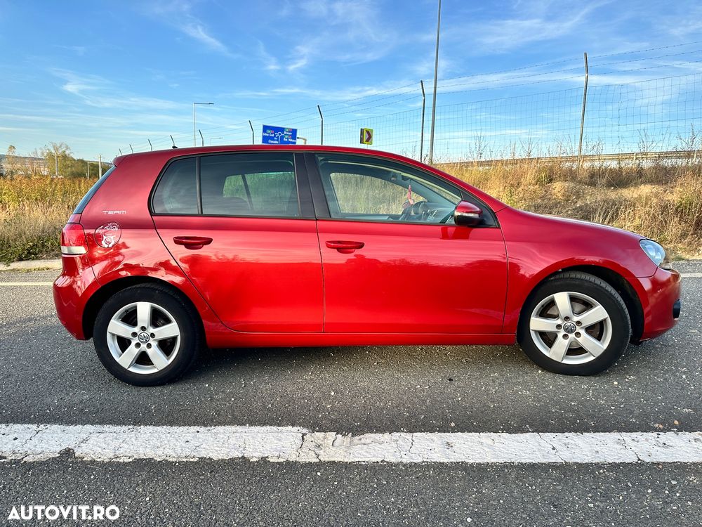 VOLKSWAGEN Golf 2011 — imagine 8