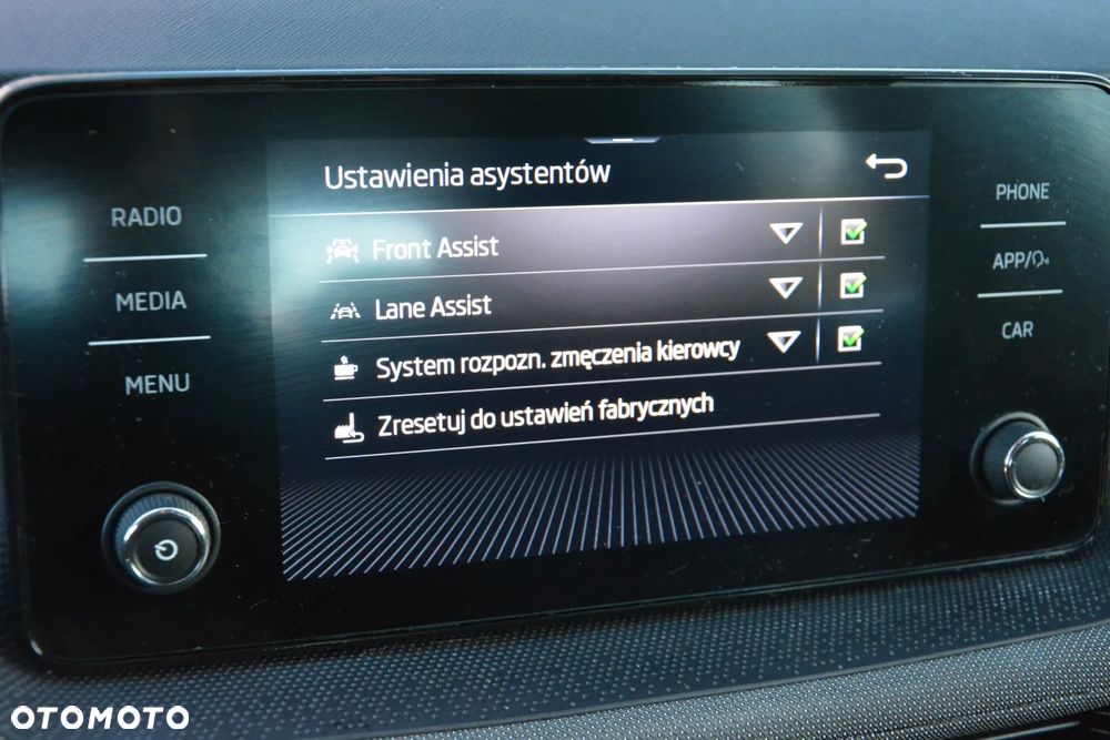 Skoda Fabia 1.0 Ambition - 24