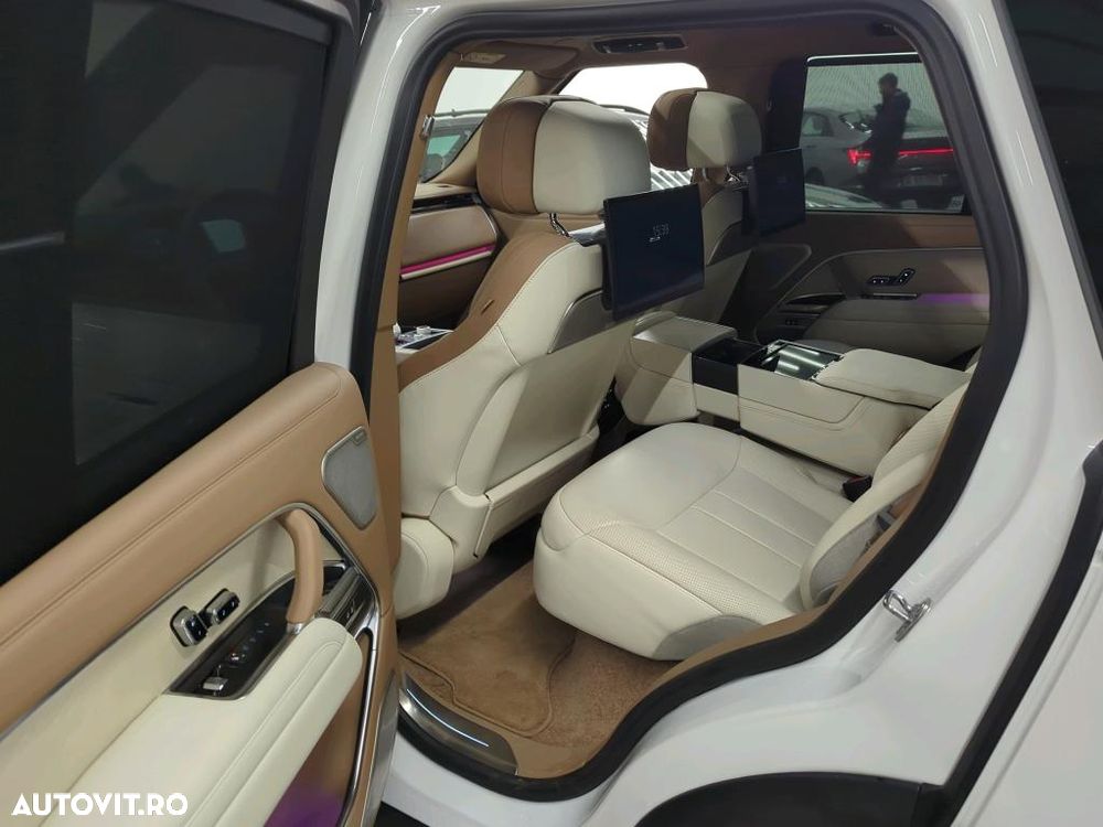 Land Rover Range Rover 4.4 V8 P530 LWB SV - 10