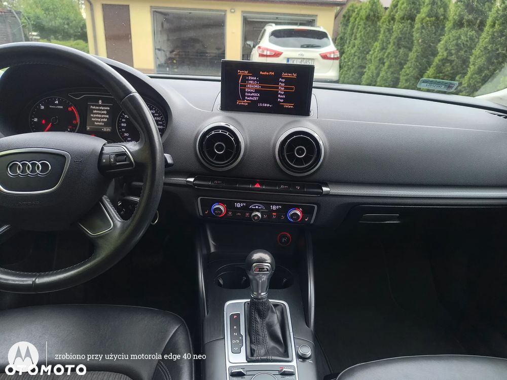 Audi A3 Sportback 1.6 TDI DPF Ambition S tronic - 22