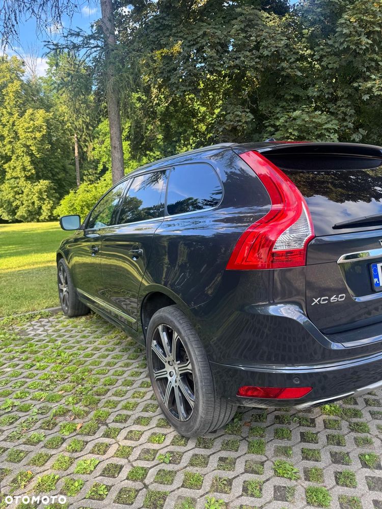 Volvo XC 60 - 4