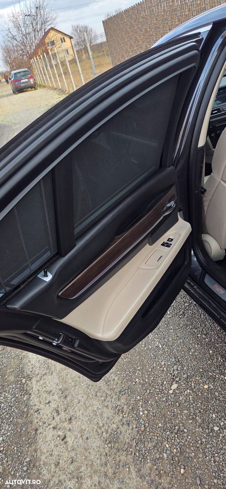 BMW Seria 7 730d Aut. - 11