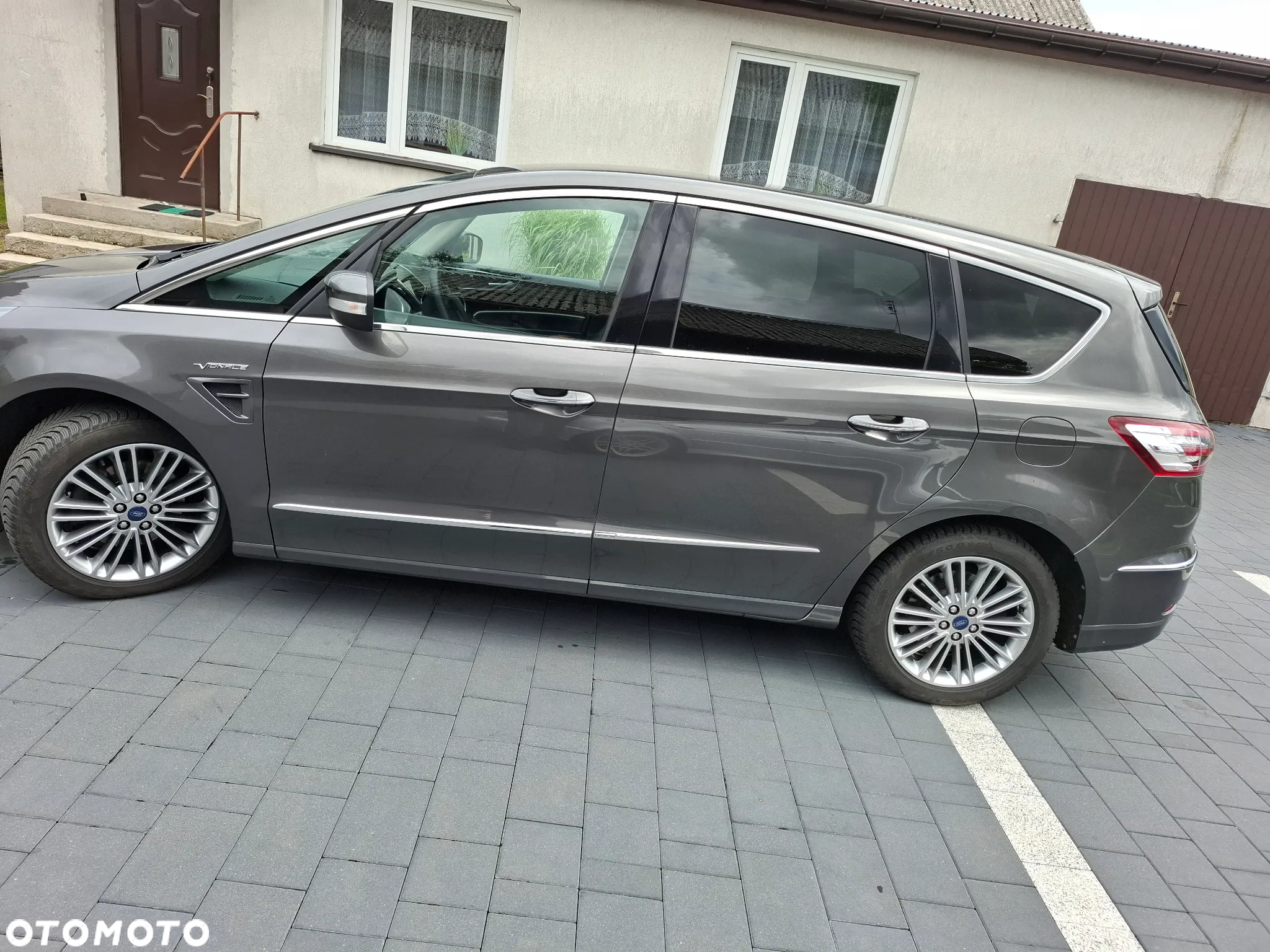 Ford S-Max 2.0 TDCi Vignale PowerShift - 28