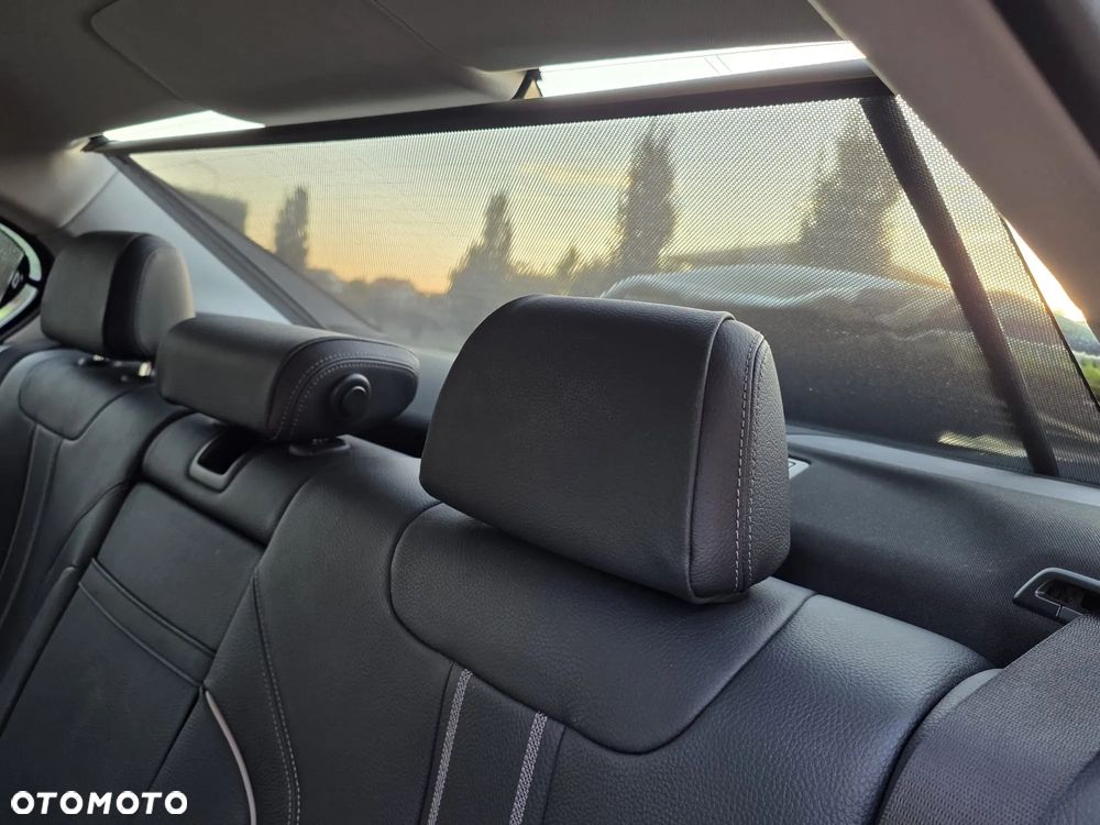 BMW Seria 5 520d Luxury Line - 13