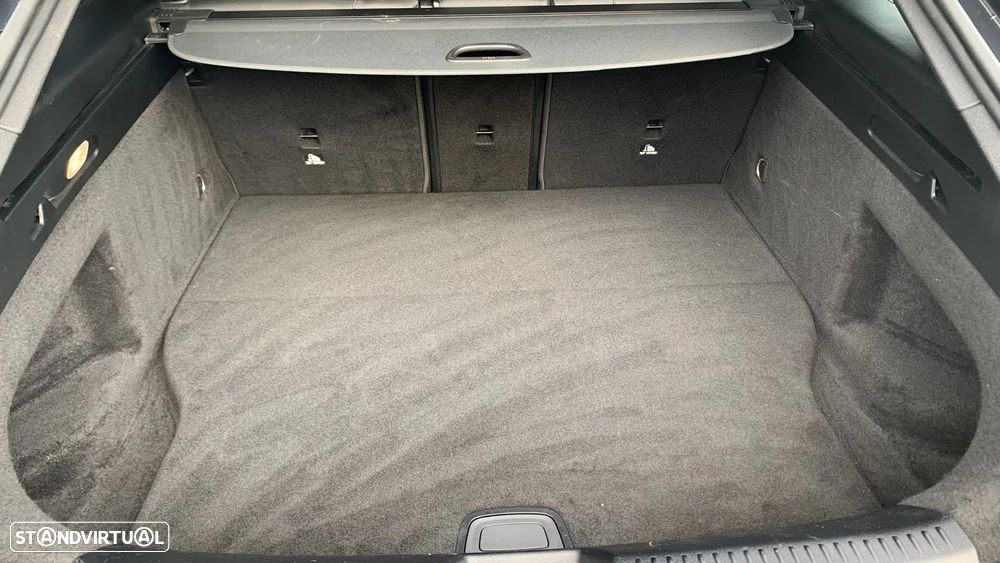 Mercedes-Benz CLA 250 e Shooting Brake Style Plus - 30