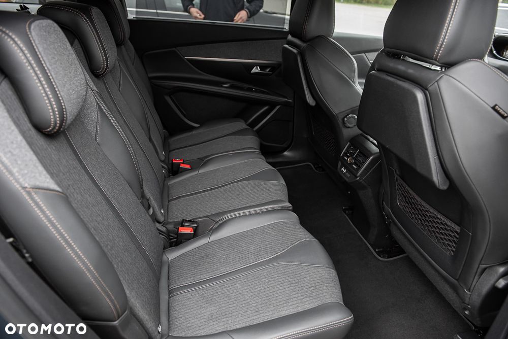 Peugeot 5008 BlueHDi 130 EAT8 GT - 32