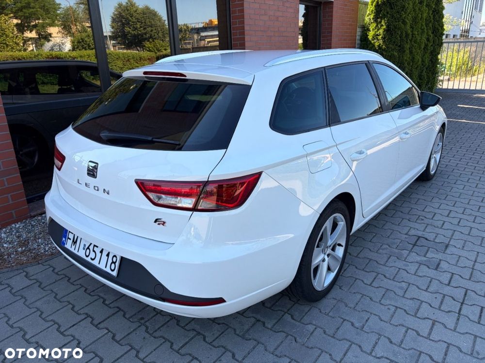 Seat Leon Sportstourer 2.0 TDI FR - 3