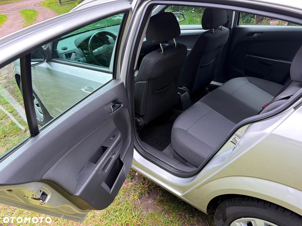 Opel Astra 1.4 - 21