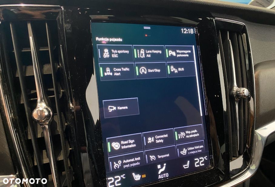 Volvo V90 Cross Country - 7