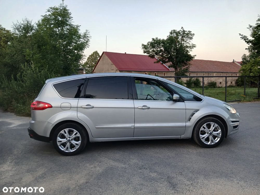 Ford S-Max 2.2 TDCi Titanium - 12