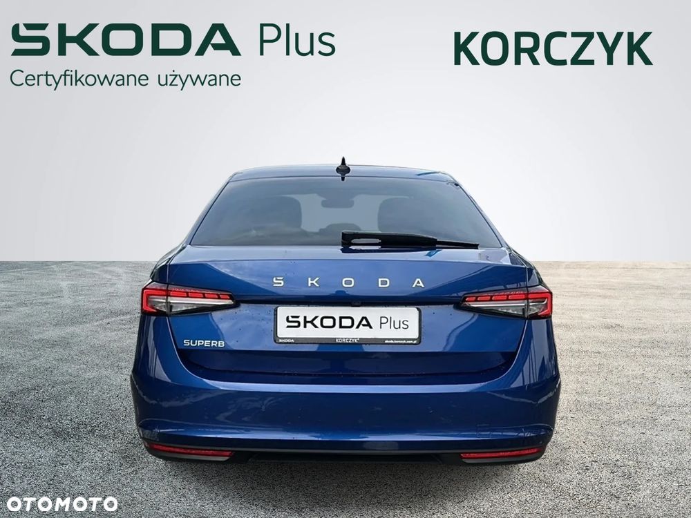 Skoda Superb 2.0 TSI Selection DSG - 4