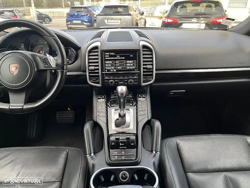 Porsche Cayenne Tiptronic - 12