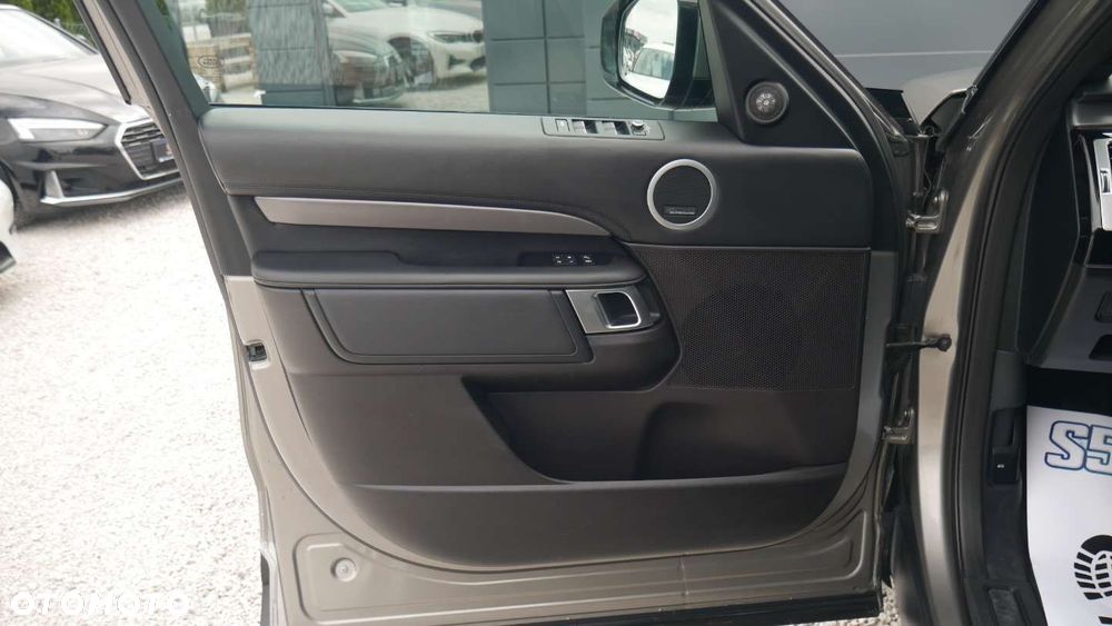 Land Rover Discovery - 12