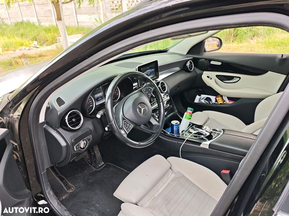 Mercedes-Benz C - 7