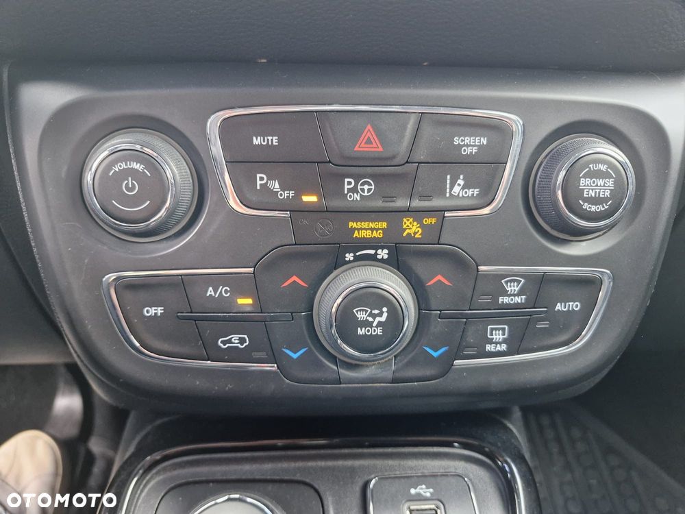 Jeep Compass 1.4 TMair Limited 4WD S&S - 13