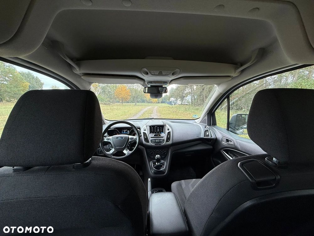 Ford Transit Connect - 16
