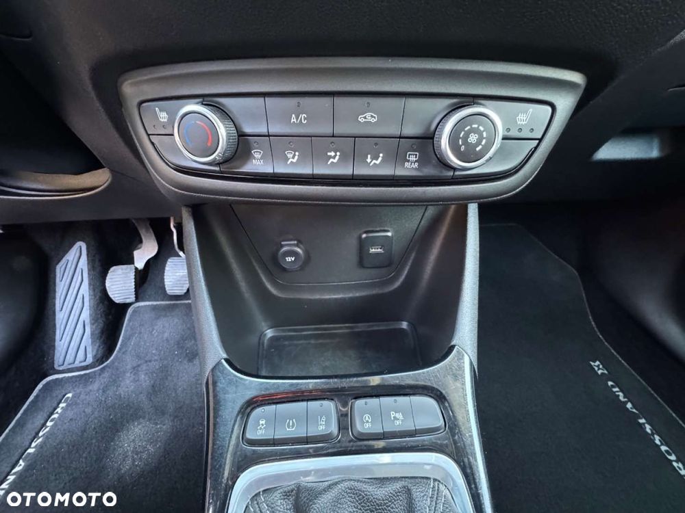 Opel Crossland X - 21