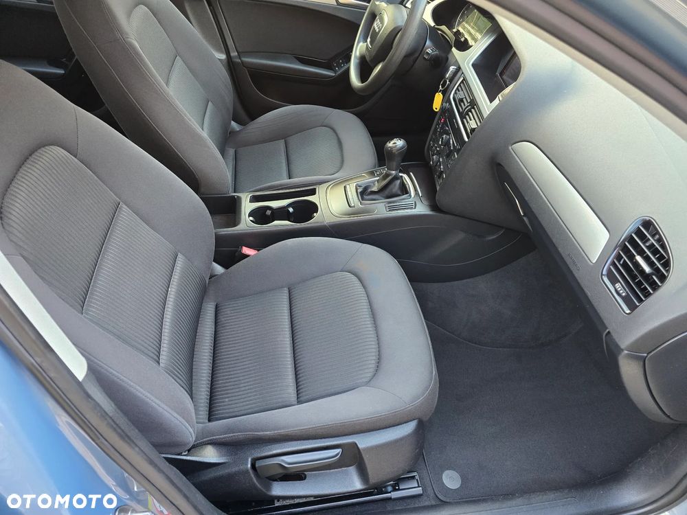 Audi A4 ver-1-8-tfsi-attraction - 25