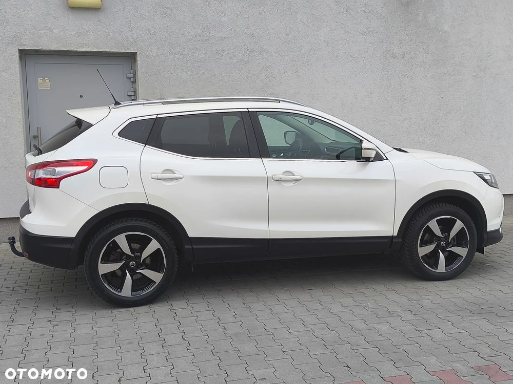 Nissan Qashqai 1.6 DIG-T Tekna - 6