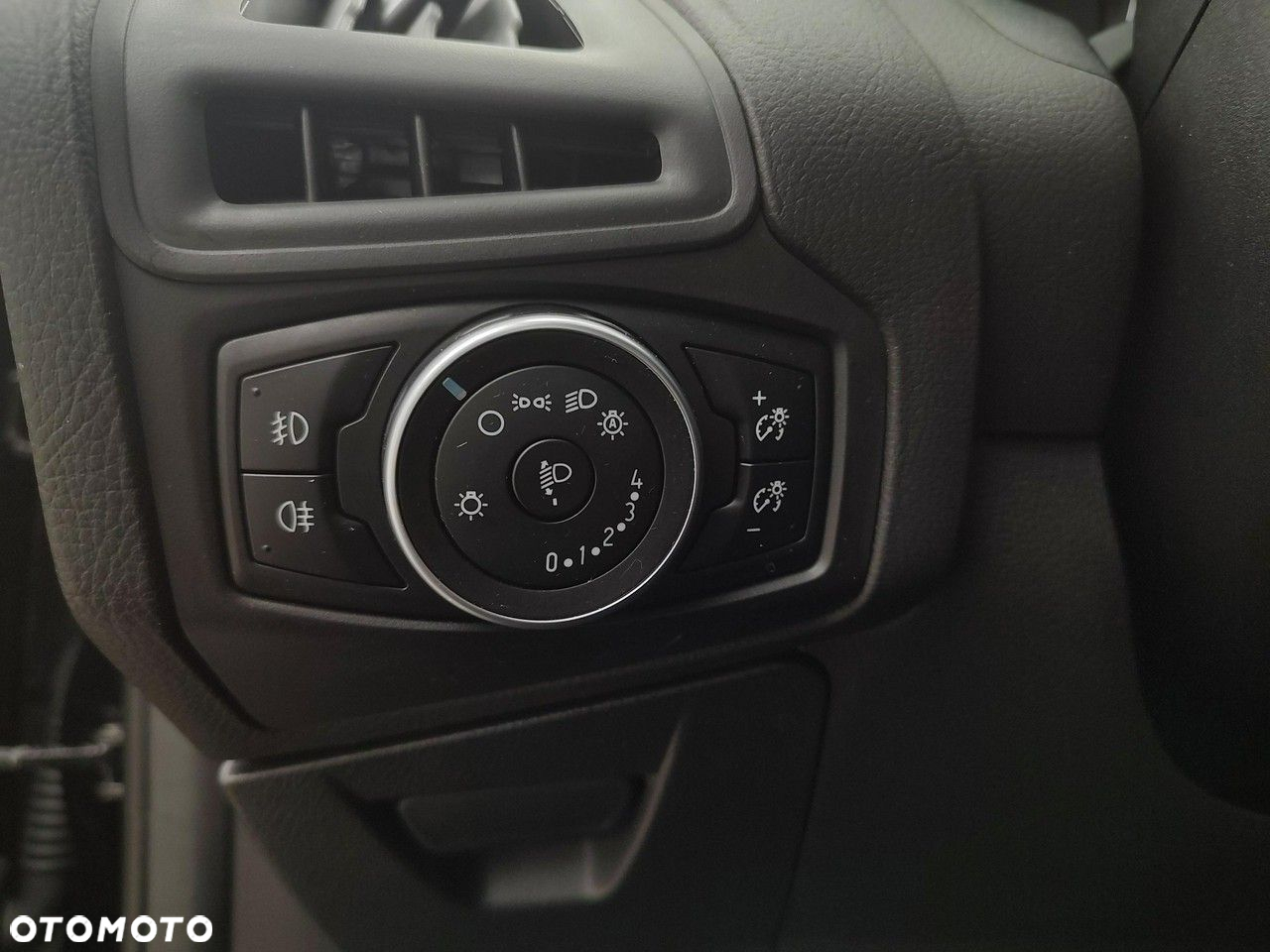 Ford Focus - 16