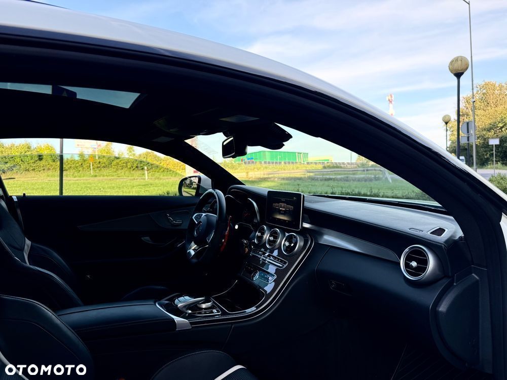 Mercedes-Benz Klasa C AMG 63 S - 13