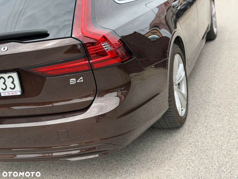 Volvo V90 B4 B Momentum Pro - 40