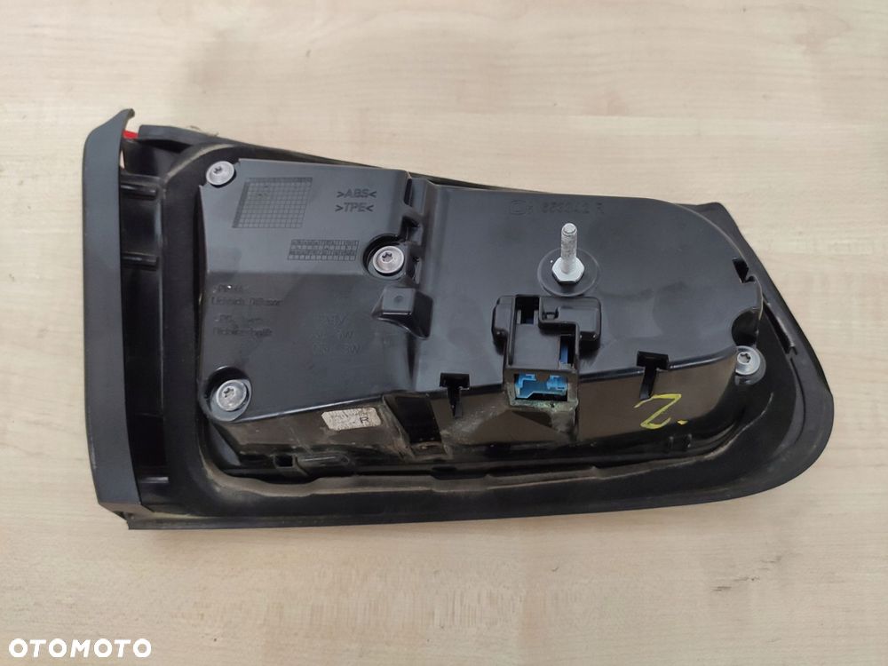 mercedes glc w253 prawa na klapę lampa led tył a2539062403 - 2