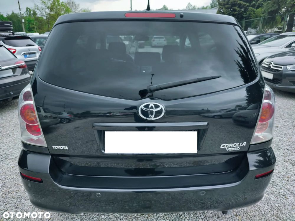 Toyota Corolla Verso - 24