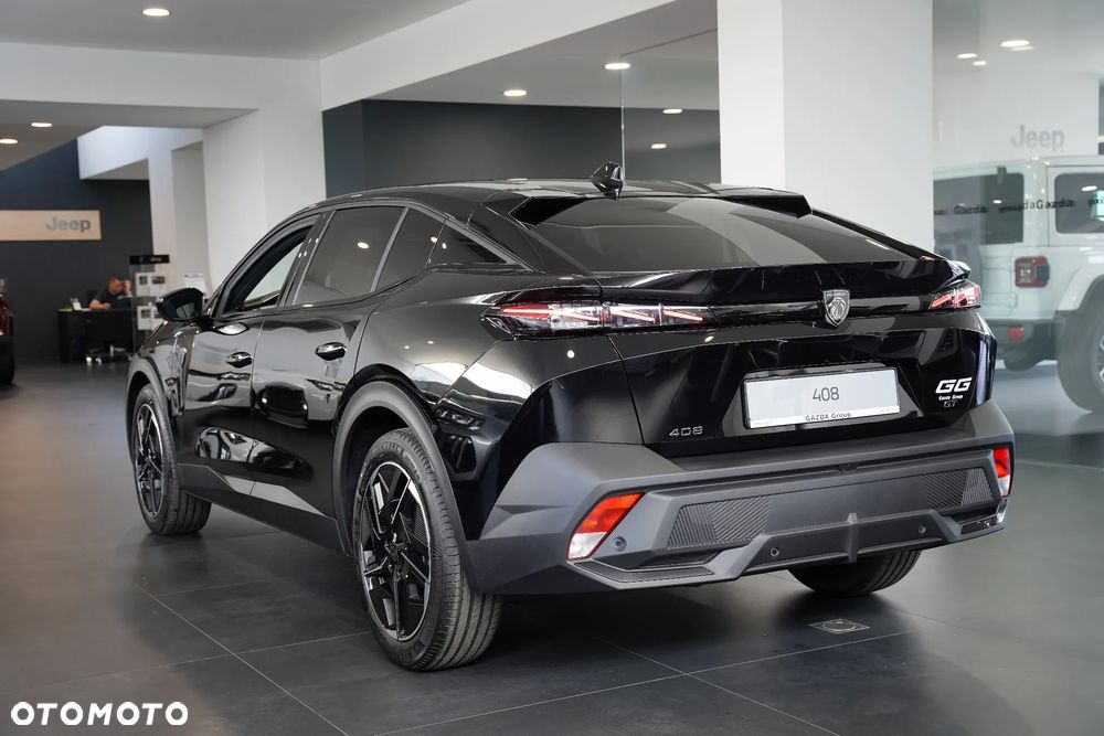 Peugeot 408 - 5